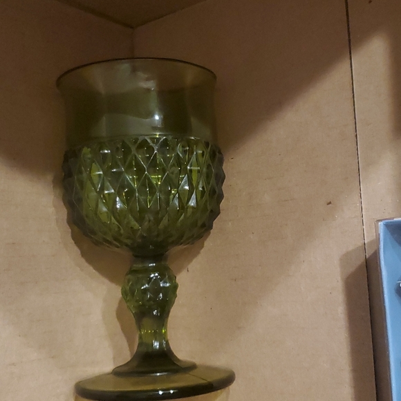 Green goblet - Picture 3 of 7